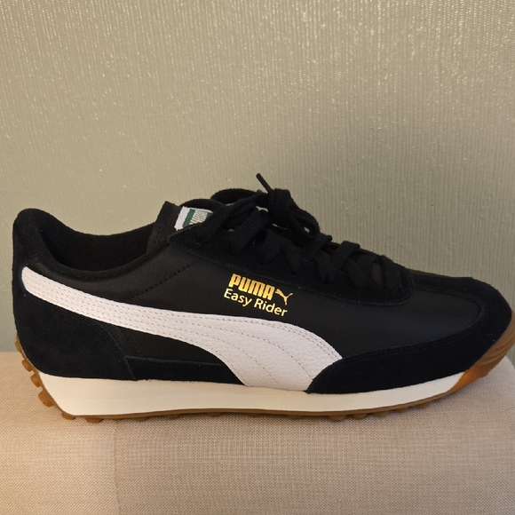 Puma Other - NIB Unisex Puma Adult Easy Rider Vintage Sneakers
